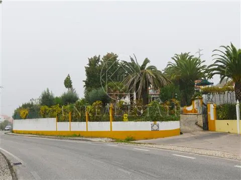 Quinta de Luxo, localizada em Torres Novas no distrito de Santarém.