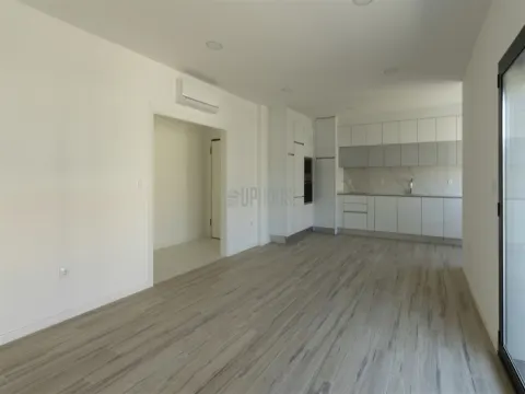 Apartamento T2 NOVO, Junto ao Centro de Viseu
