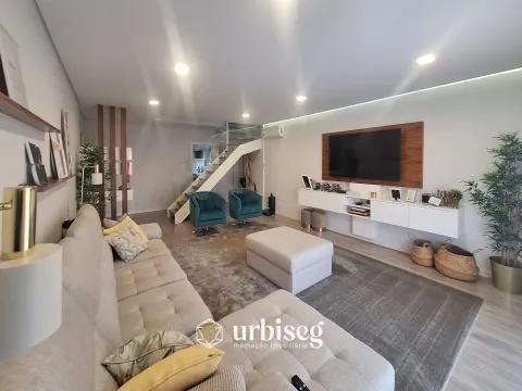 DUPLEX PREMIUM – A DEFINIÇÃO DO LUXO NA FIGUEIRA DA FOZ