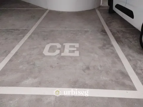Garage 0 Schlafzimmer