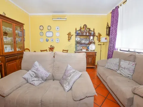 Apartamento T3 com garagem em Torres Novas