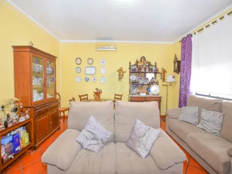 Apartamento T3 com garagem em Torres Novas