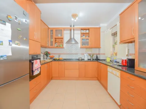 4+1 bedroom house with annex and patio in Quinta da Silvã - Torres Novas