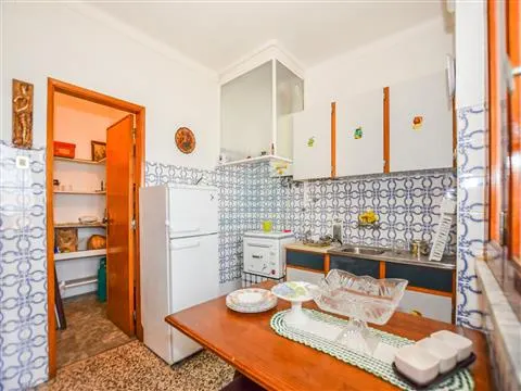 2 bedroom apartment for rent, well located in entroncamento