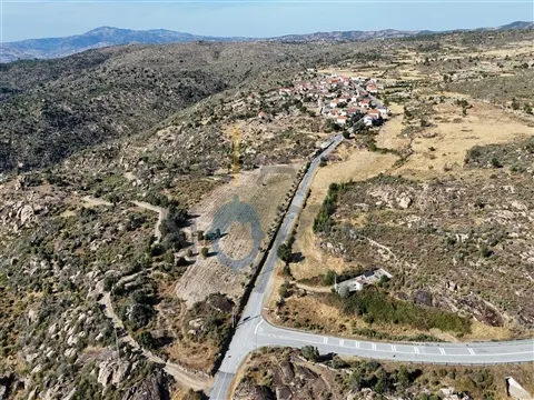 Landgrundstück