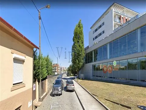 Terreno a 300m do Hospital S. João / IPO / Metro / Pólo Universitário