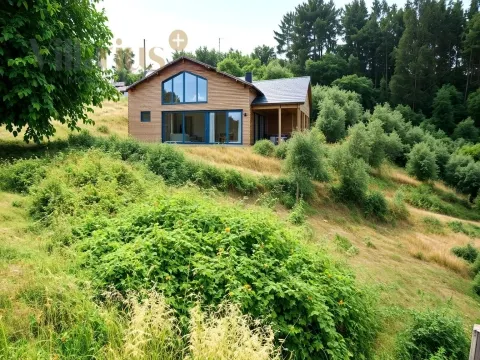 Land with feasibility of construction 3 min. From the river beach