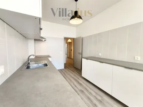 Refurbished 2 Bedroom Apartment in Tomar – Comfort and Location