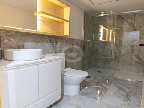 Apartamento T0 Duplex à venda em rua de Faria Guimarães 372