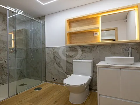 Apartamento T0 à venda em rua de Faria Guimarães 372