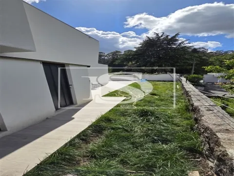 Moradia Geminada T3