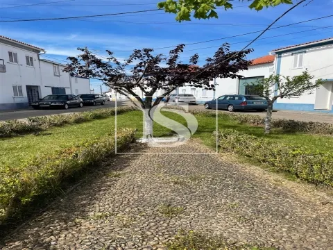 Moradia com Quintal no Alto Alentejo – Comenda, Gavião