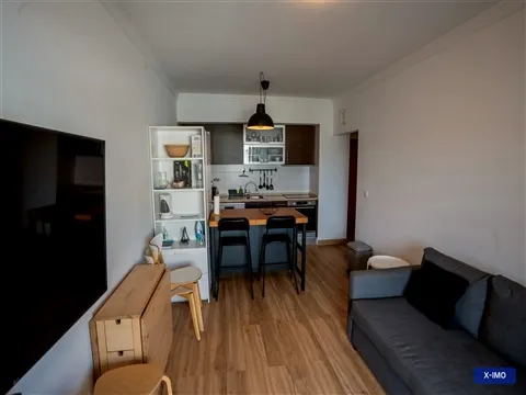 Apartamento T1+1 com Lugar de Estacionamento em Portimão | 350.000 €