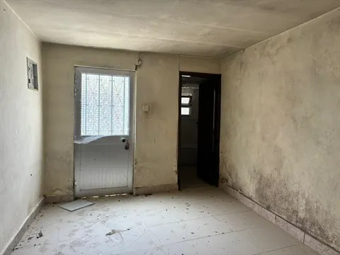Moradia para Restaurar T1