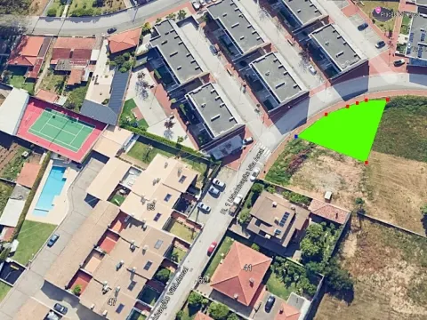 Lote na Urbanização do Areal com 451m2
