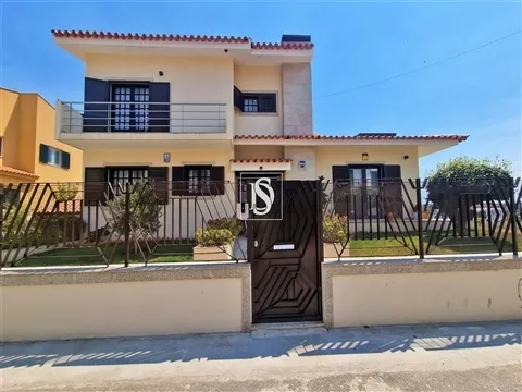 Moradia Isolada T5