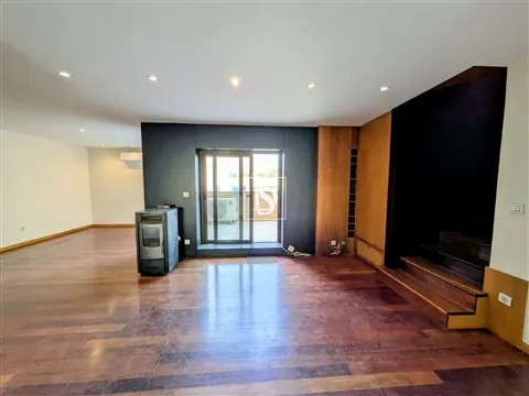 T3 Duplex Penthouse com Vista Mar e Terraço de 140 m² (Póvoa de Varzim)