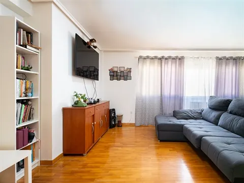 Apartamento T4 DUPLEX