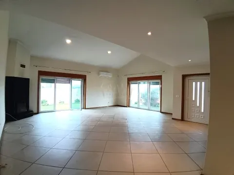 Casa Indipendente 6 Vani