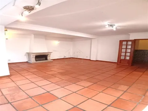 Apartamento T2 no Bairro do Liceu, Aveiro.