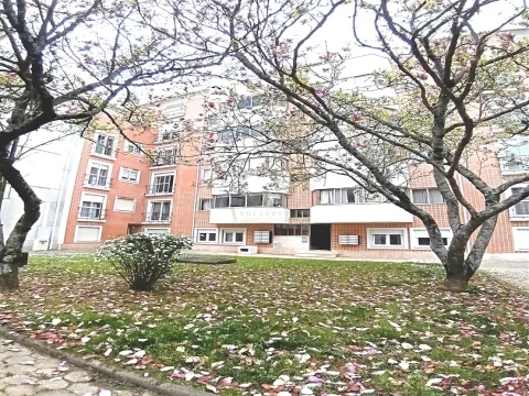 Apartamento T2 no Bairro do Liceu, Aveiro.