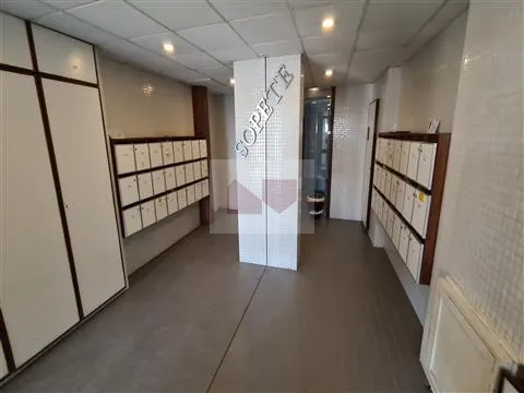 ARRENDAMENTO -  Apartamento na Av. dos Banhos