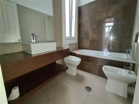 ARRENDAMENTO - Apartamento no centro da Póvoa de Varzim