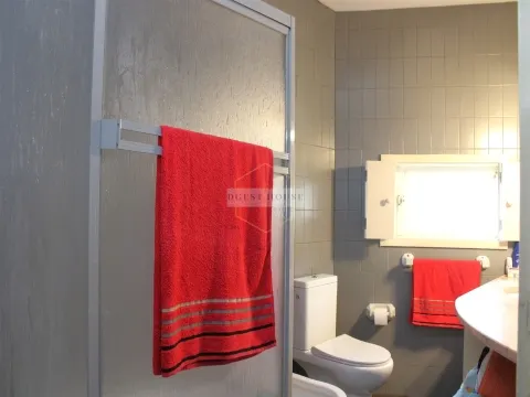 Apartamento T3 em Vouzela, dentro da vila