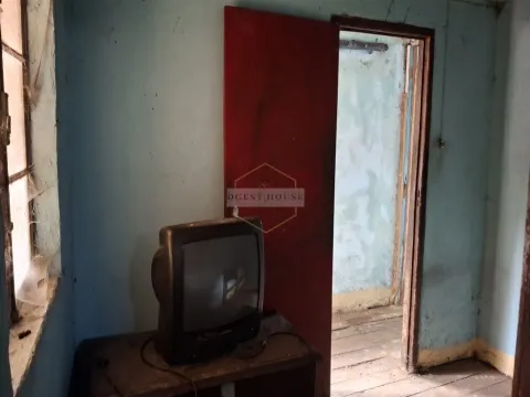 Moradia para restaurar em Oliveira de Frades