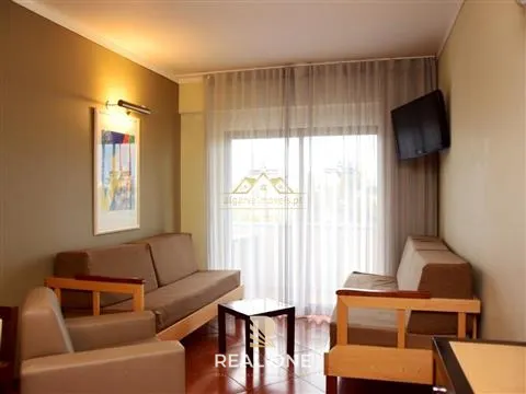 Apartamento em empreendimento turístico com todas as valências