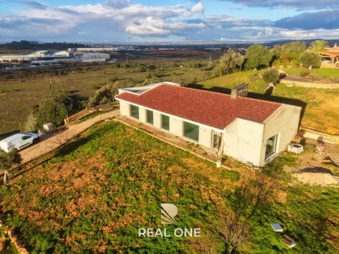 Villa privada com terreno 120.000 m2