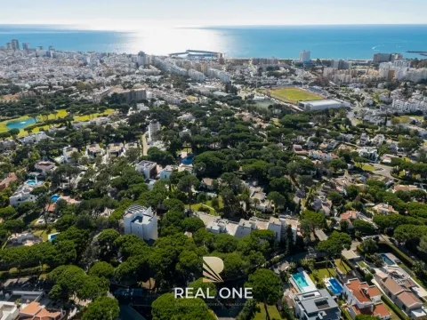 Apartamento T1 com Terraço Rooftop e Vista Mar em Vilamoura