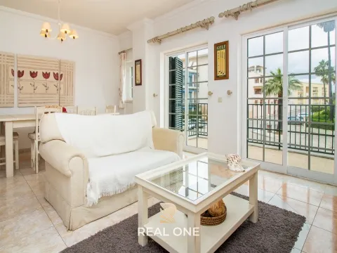 Appartement de 3 chambres à Vilamoura avec vue sur le parcours de golf et la piscine