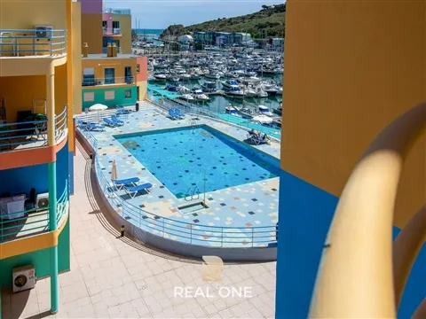 Appartement T2 en Première Ligne à la Marina d’Albufeira | Vue Marina et Mer