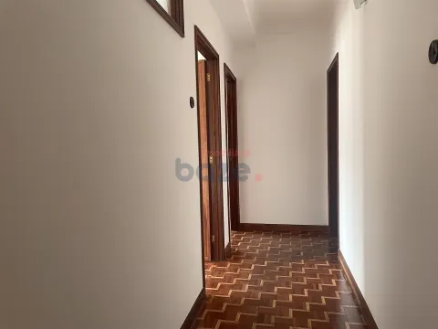 Wohnung 4 Schlafzimmer