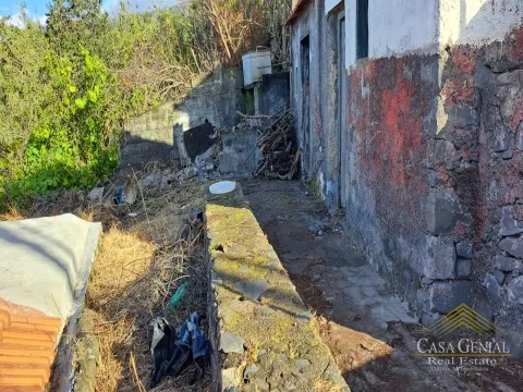 Moradia para Restaurar T2