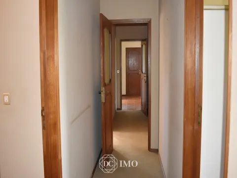 Centro de Tondela – T4 Duplex com Potencial de Rentabilidade!