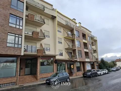 Apartamento T4 Duplex de Prestígio no Centro de Tondela