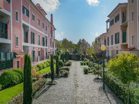 Piso de 5 habitaciones en Quinta Da Beloura.