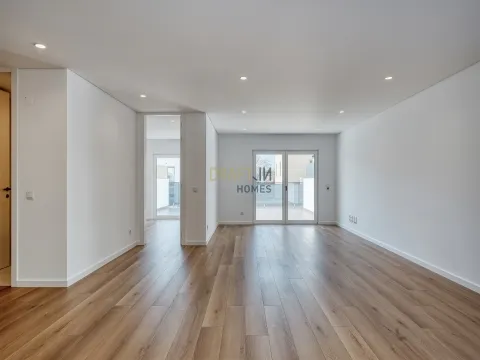 Ocean Prime Village - Condominio di lusso con 11 villette a schiera a S.Pedro do Estoril, Cascais.