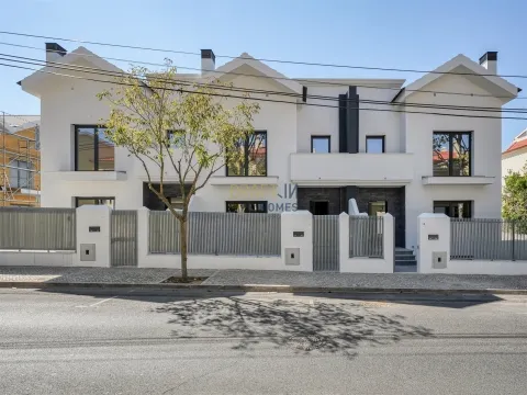 Ocean Prime Village - Luxury condominium with 11 villas in S. Pedro do Estoril, Cascais.