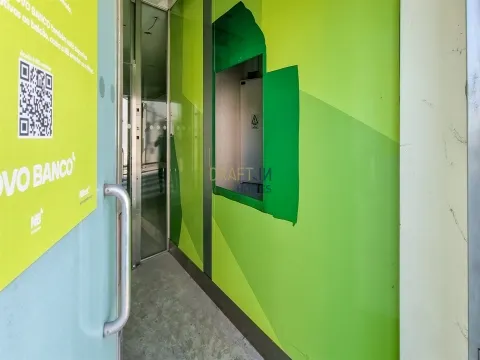 Shop for Sale in Maceira – Leiria | Excellent Location