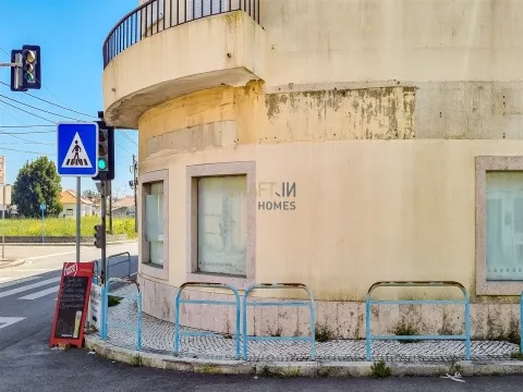 Shop for Sale in Maceira – Leiria | Excellent Location