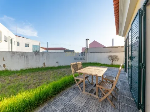 Casa independiente de 3 dormitorios en Manique de Baixo