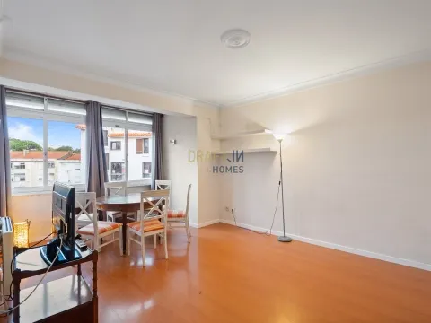 Apartamento T1 para arrendar no Monte Estoril