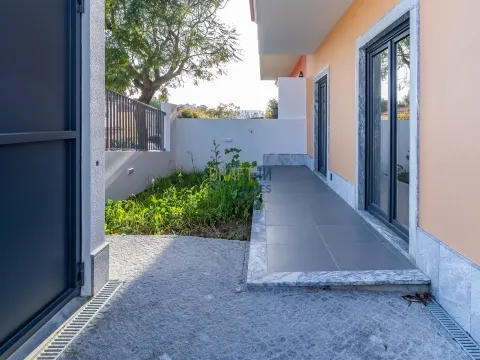 Moradia T3+2 no Estoril