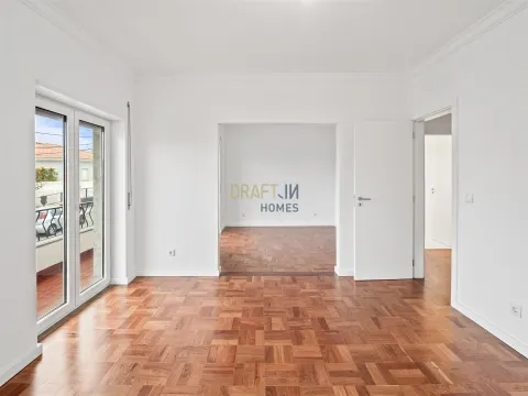 Appartement 2 chambres à louer à Cascais avec garage