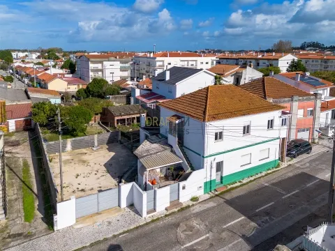 Piso de 3 dormitorios en Salgueiro, Marinha Grande