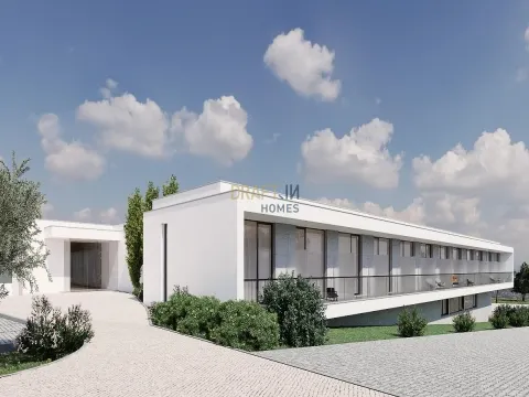 Städtisches Grundstück mit genehmigtem Projekt für Seniorenresidenz in Leiria