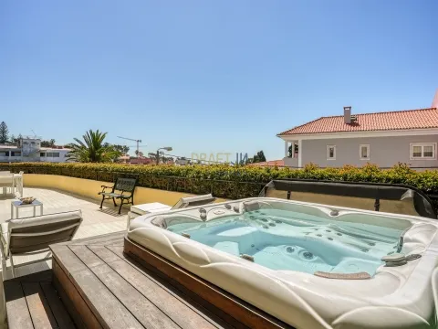 3-Zimmer-Wohnung in Monte Estoril zu verkaufen.